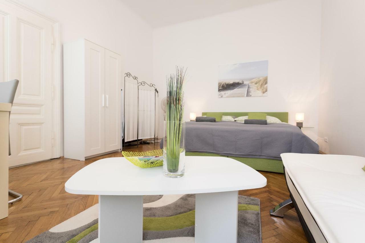 Apartment Belvedere Palace Heart Wien